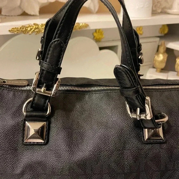 Michael Kors Grayson Boston Bag satchel large can use as a carryon - Picture 7 of 13